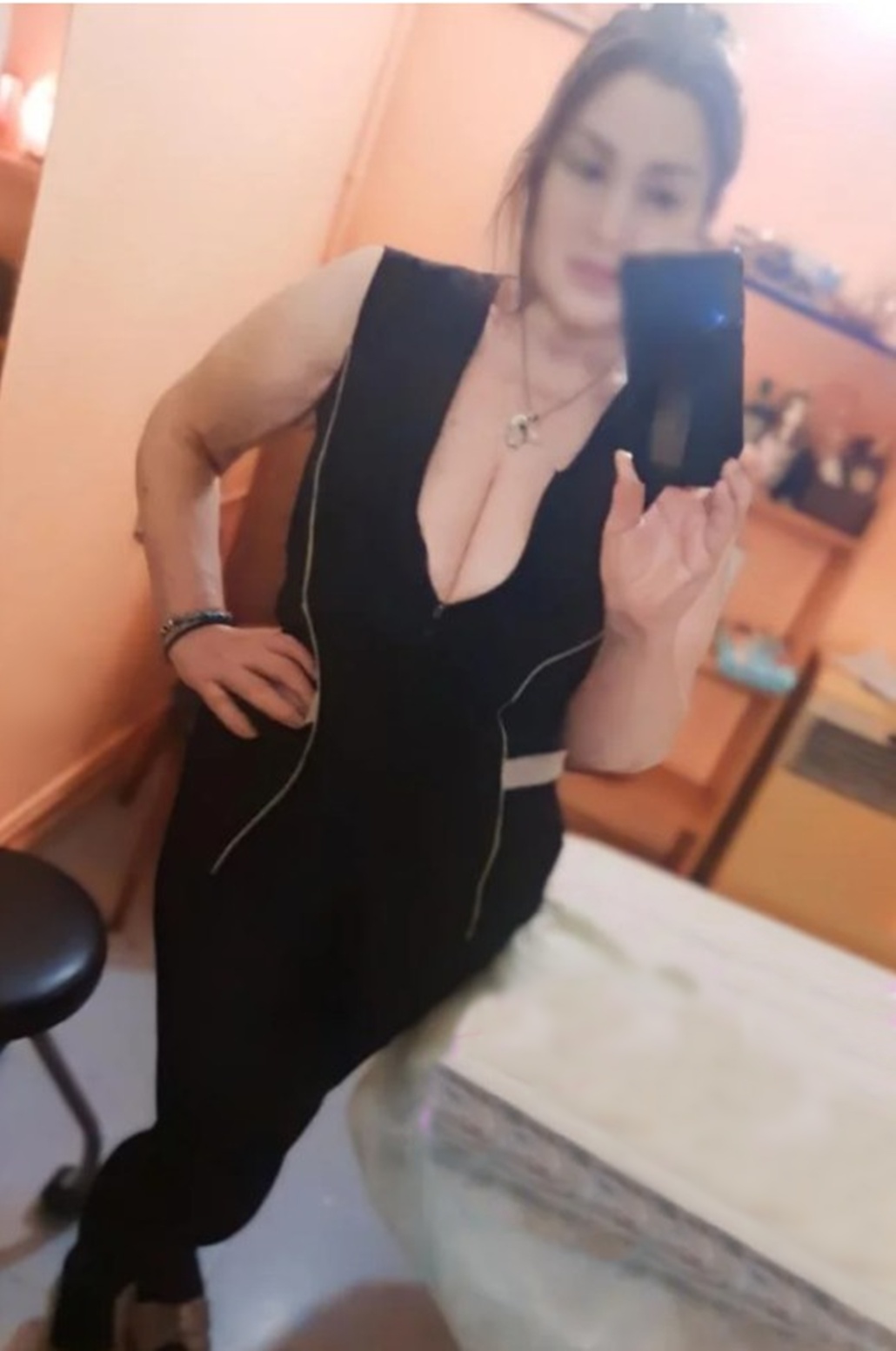 699134790